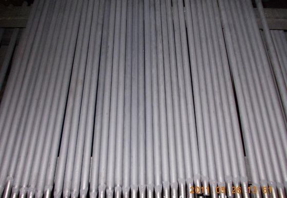 수직 하향 파이프 용접 및 핫 패스 필러 커버 레이어용 셀룰로오스 코팅 AWS A-5.5 E 8010 용접 전극 협력 업체